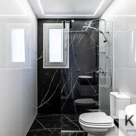 Blue Pearl With Private Pool In Afrato Village! Infinite Sea Views! Τραπεζάκι