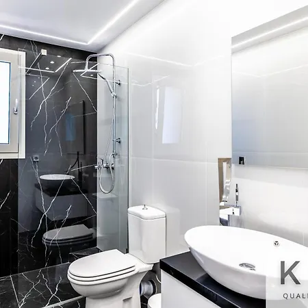 Blue Pearl With Private Pool In Afrato Village! Infinite Sea Views! וילה טרפזאקי
